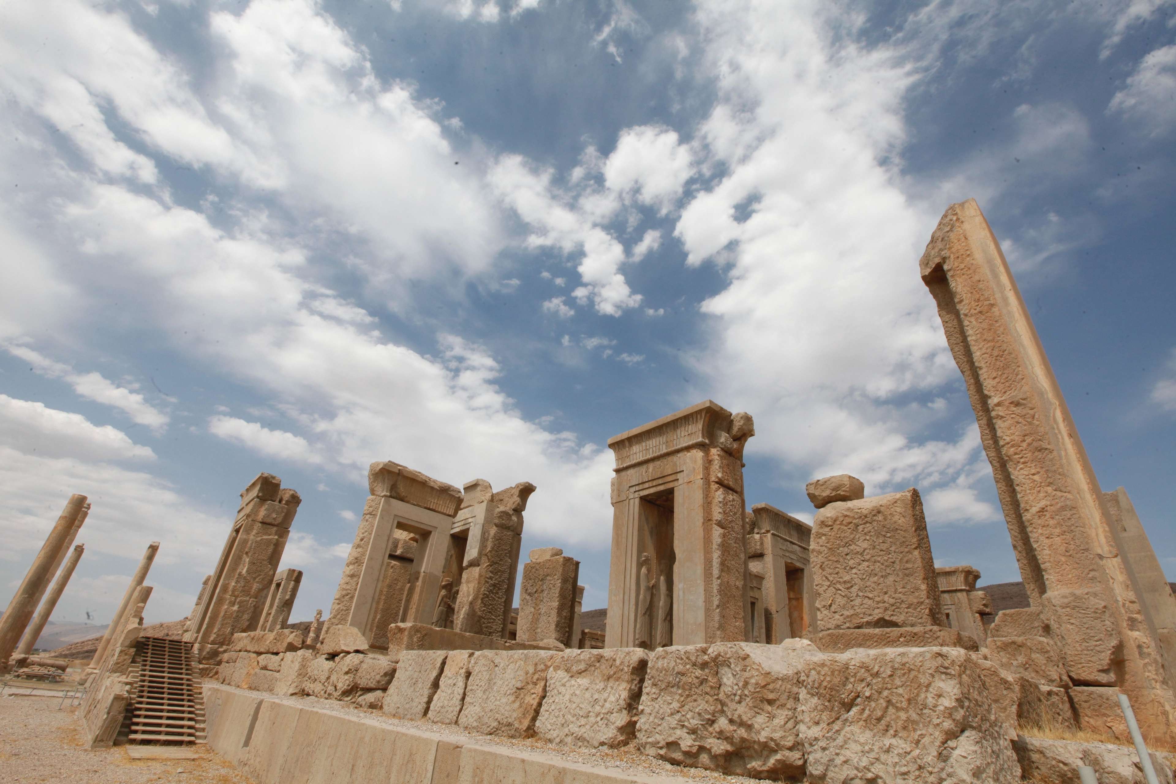 Persepolis - photo by ali mousavi on unsplash